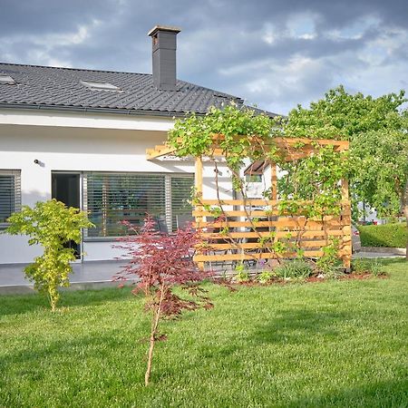 Apartma La Casa 라도블리차 외부 사진