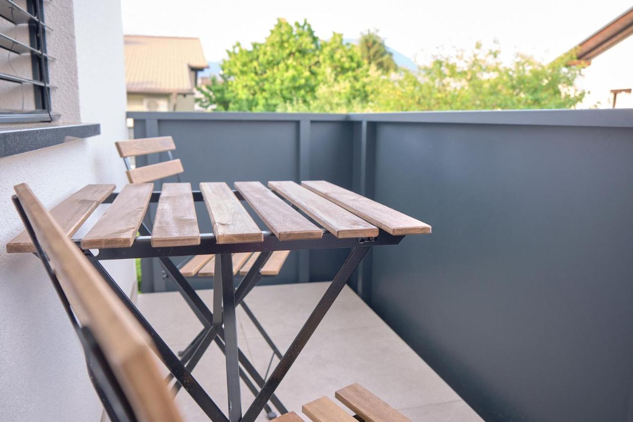 Apartma La Casa 라도블리차 외부 사진